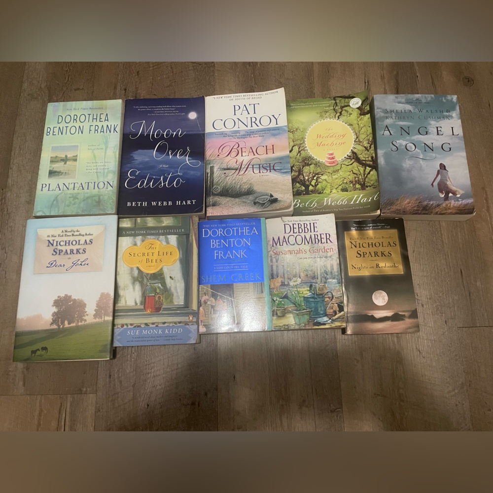 10 Piece Assorted Southern/Lowcountry Inspired Book Bundle